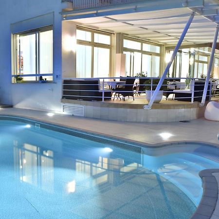 Hotel Meuble Nazionale Lignano Sabbiadoro Bagian luar foto