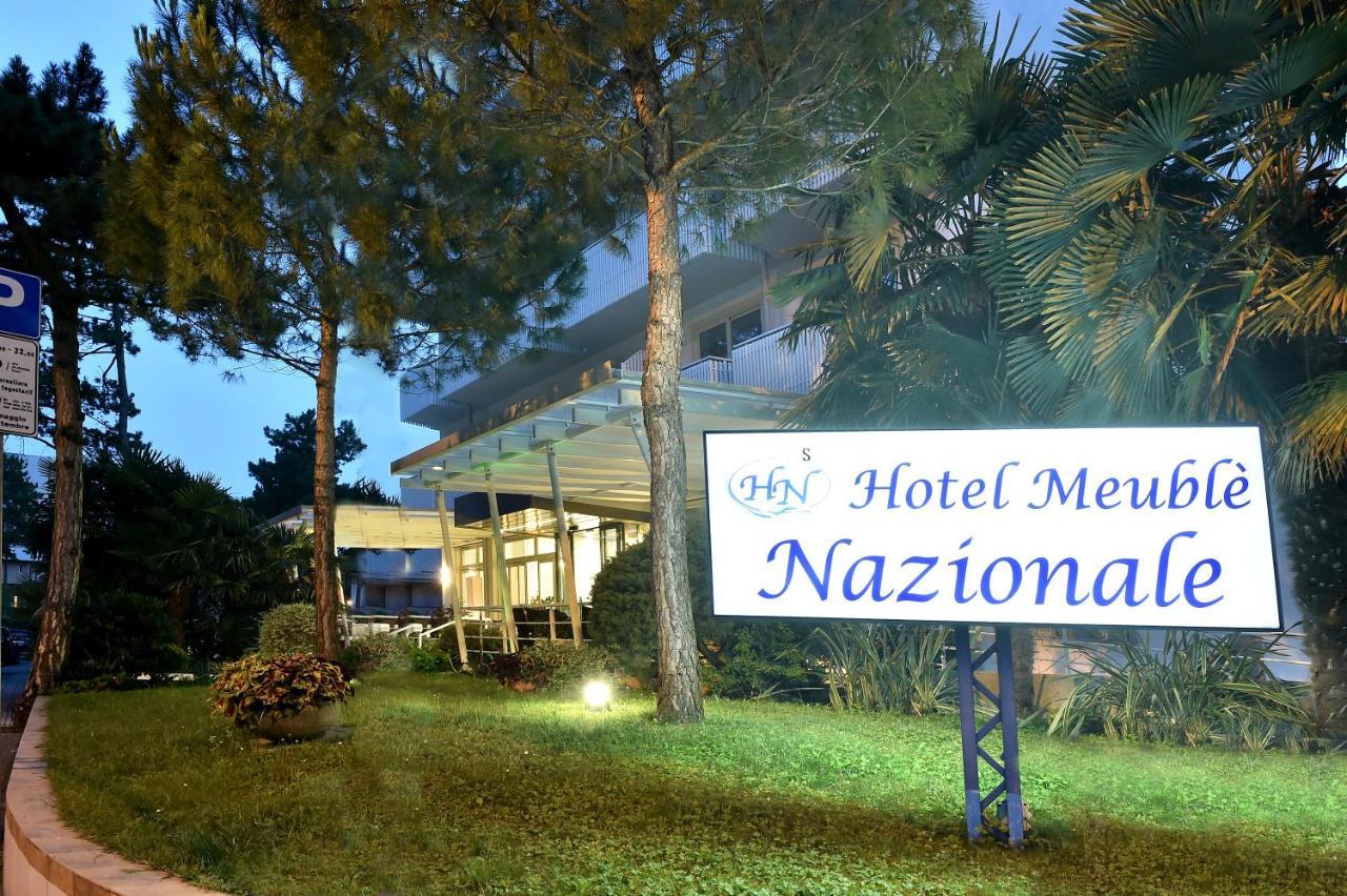 Hotel Meuble Nazionale Lignano Sabbiadoro Bagian luar foto