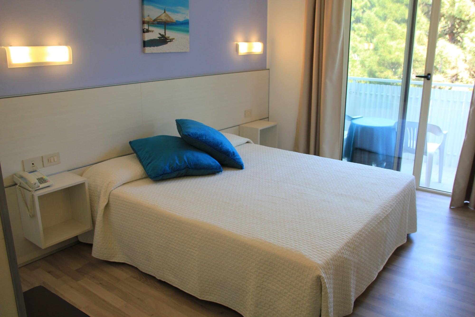 Hotel Meuble Nazionale Lignano Sabbiadoro Bagian luar foto